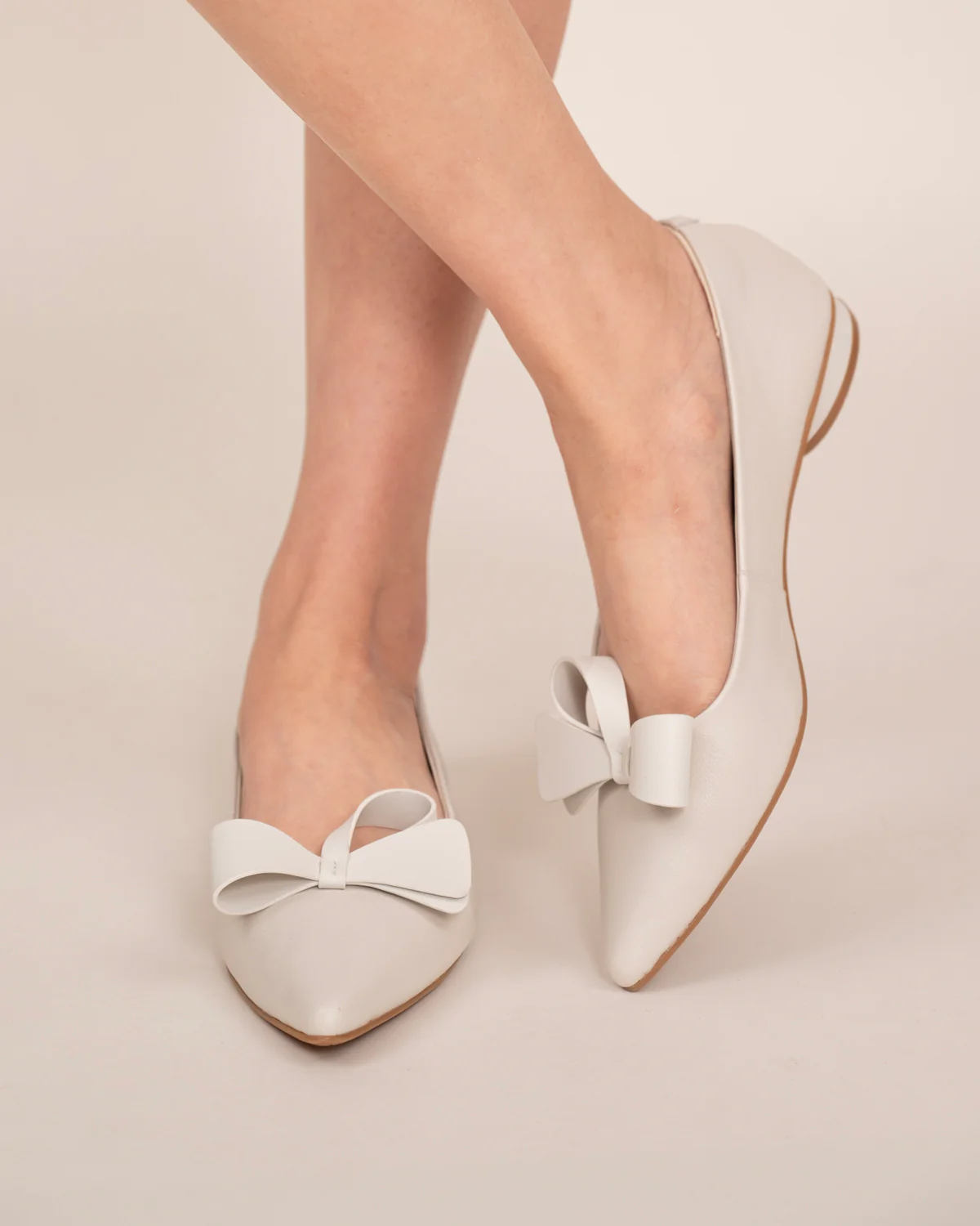 Her Shoe World -Her Shoe World Stasie Flats Ivory 6 1