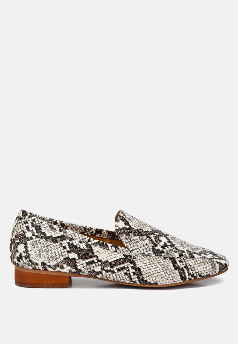 JULIA Snake Skin Textured Loafers 3 JULIA Snake Skin Textured Loafers