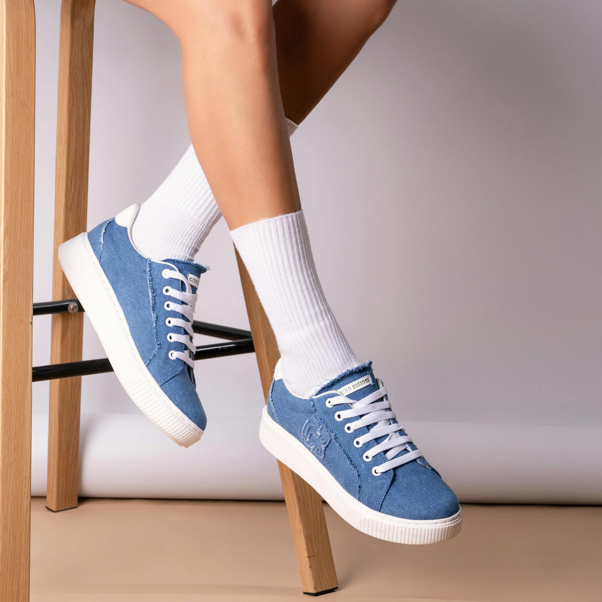 Her Shoe World -Her Shoe World pexels jose martin segura benites 1422456152 27008319